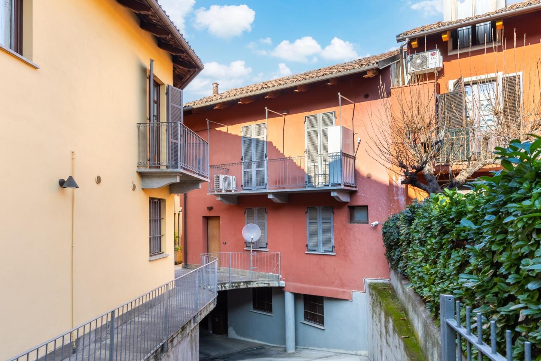 Strepitoso Loft Con Vista Duomo Lägenhet Alba  Exteriör bild